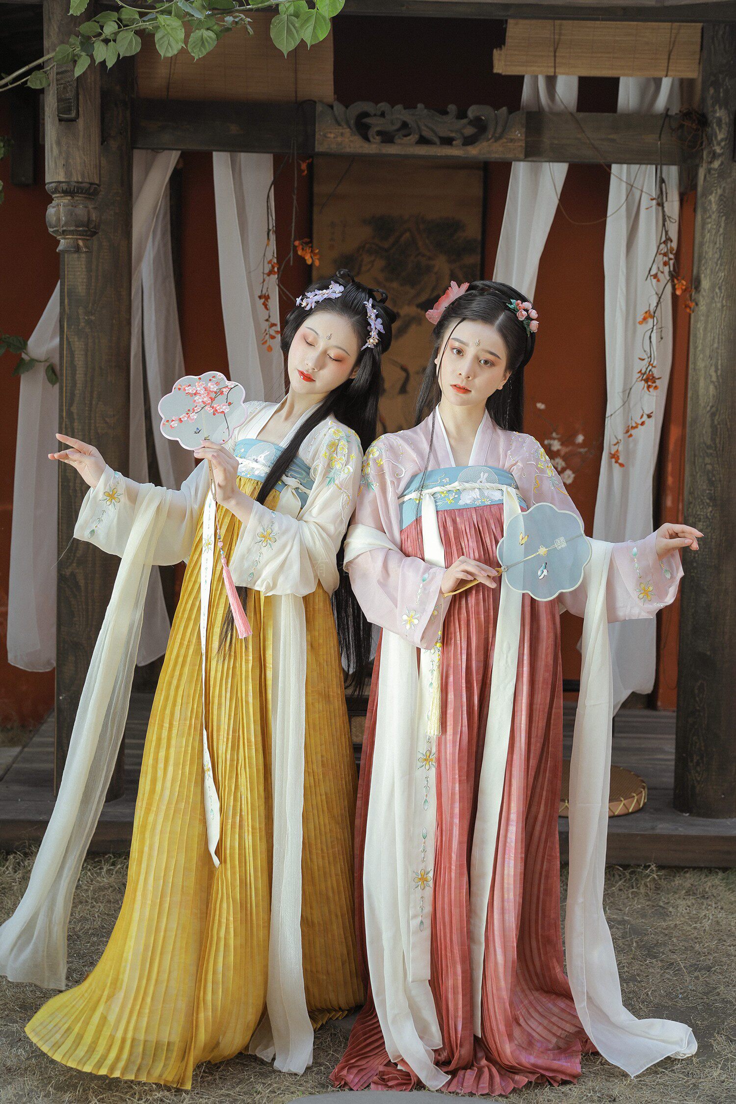 有香如故 兔月仙 闺蜜齐胸襦裙 六米摆全褶齐胸汉服 兔子桂花春款