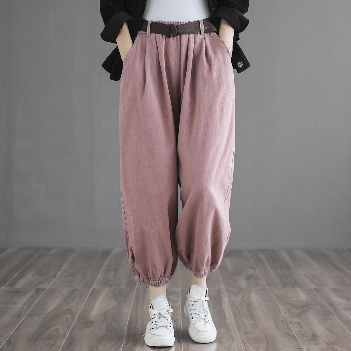 代勒原创棉质纯色休闲裤女秋季新款松紧腰宽松复古褶皱收脚灯笼裤