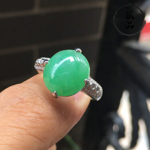 翡翠a货冰种玉石饱满馒头满绿色豆绿蛋面18k金镶嵌女款玉戒指0337