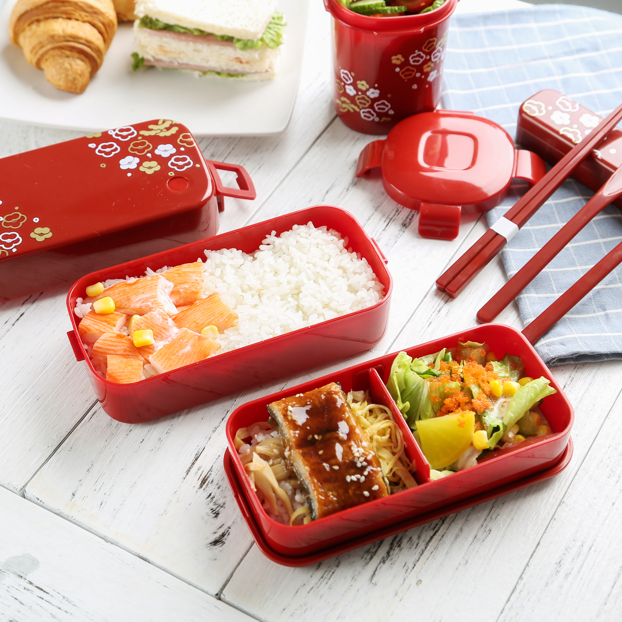 日本双层长方形便当盒 午餐饭盒可微波炉加热分隔餐盒 750ml容量