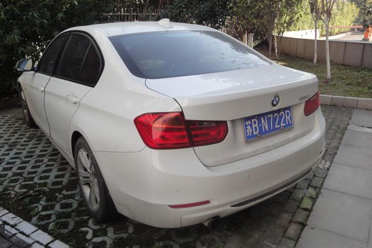 【第一次拍卖】苏bn722r宝马小型汽车