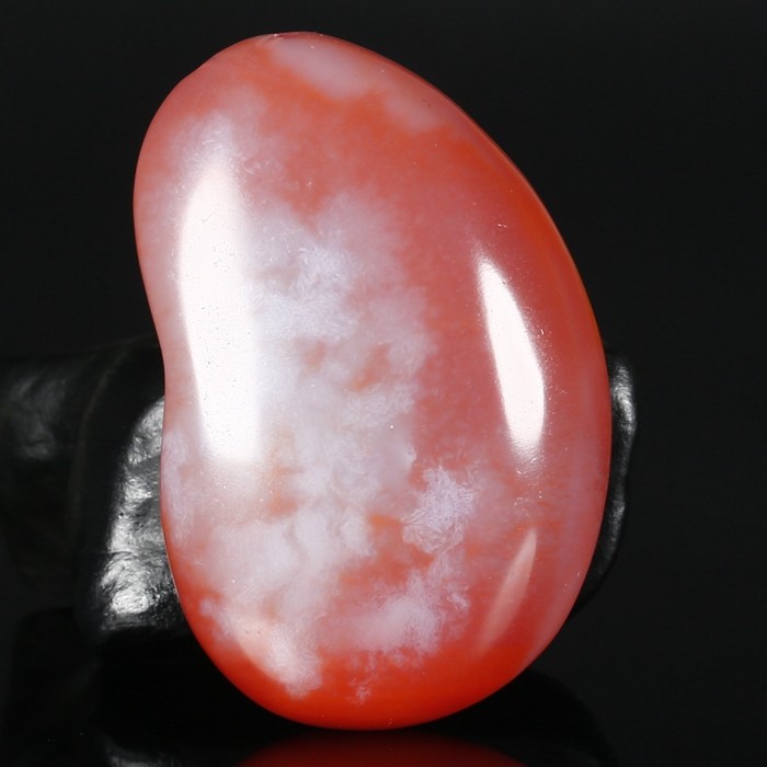 【29.069克】精美红白料 南红玛瑙 关公 挂件