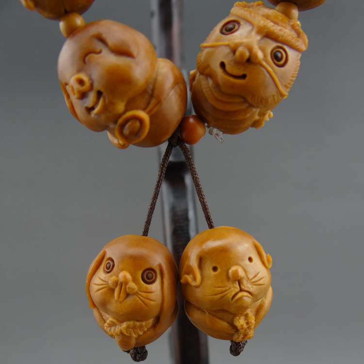 核雕名家李一作品《十二生肖》