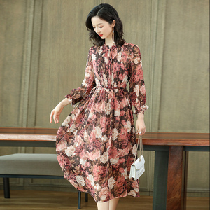 真丝连衣裙女2020春夏长款过膝长袖大花印花年轻款桑蚕丝大摆裙仙