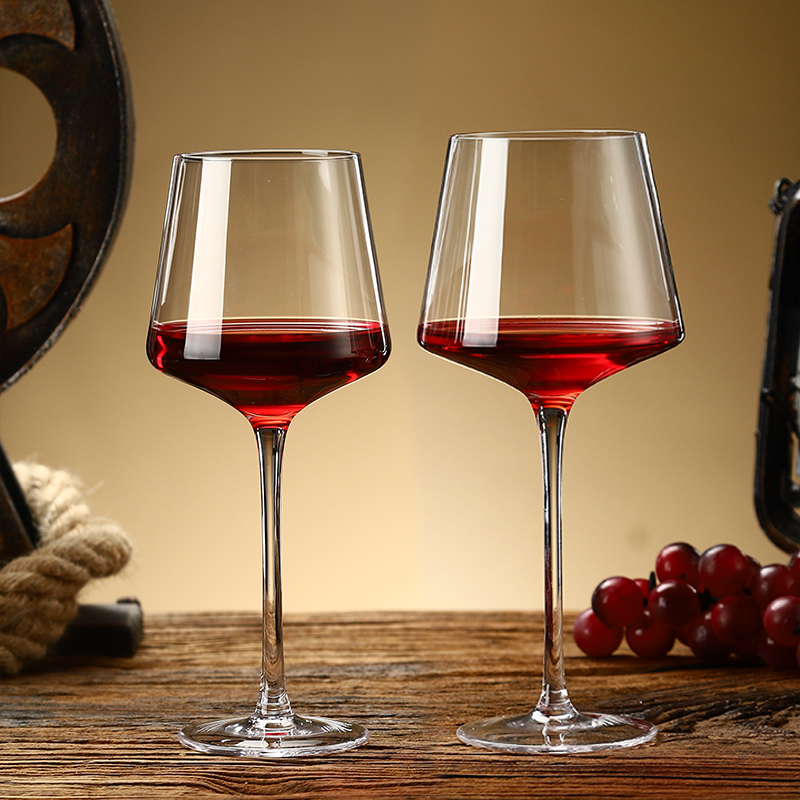 红酒杯套装家用高档水晶高脚杯大肚勃艮第葡萄酒杯红酒杯子一对
