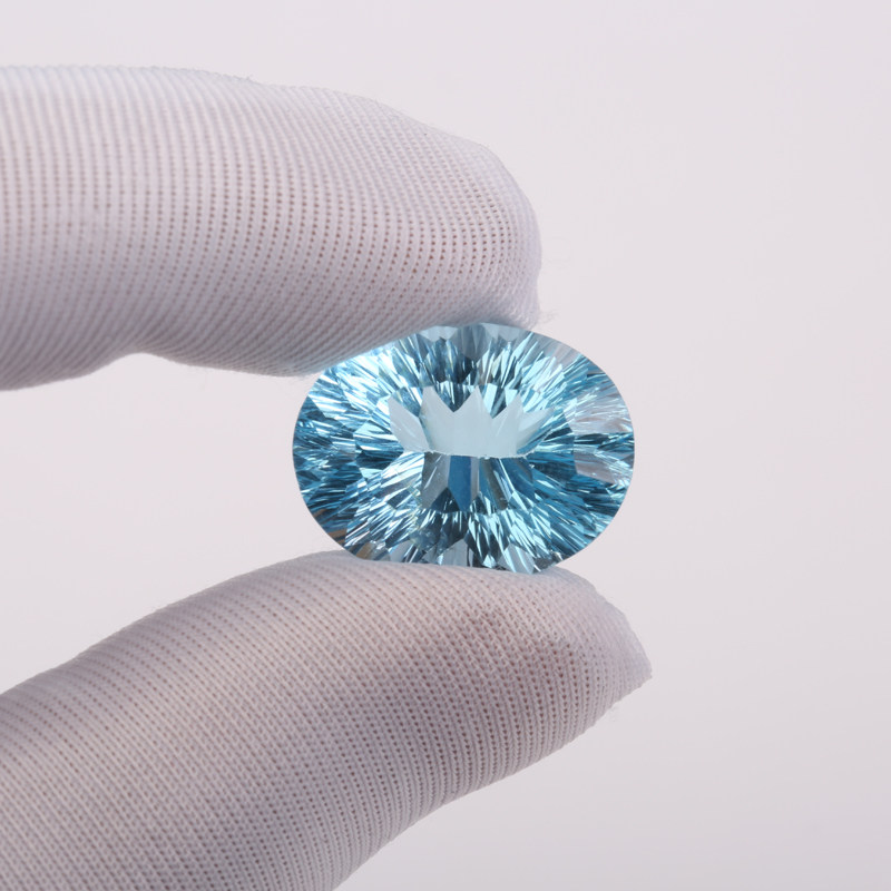 30.1ct千禧切工天空蓝托帕石裸石