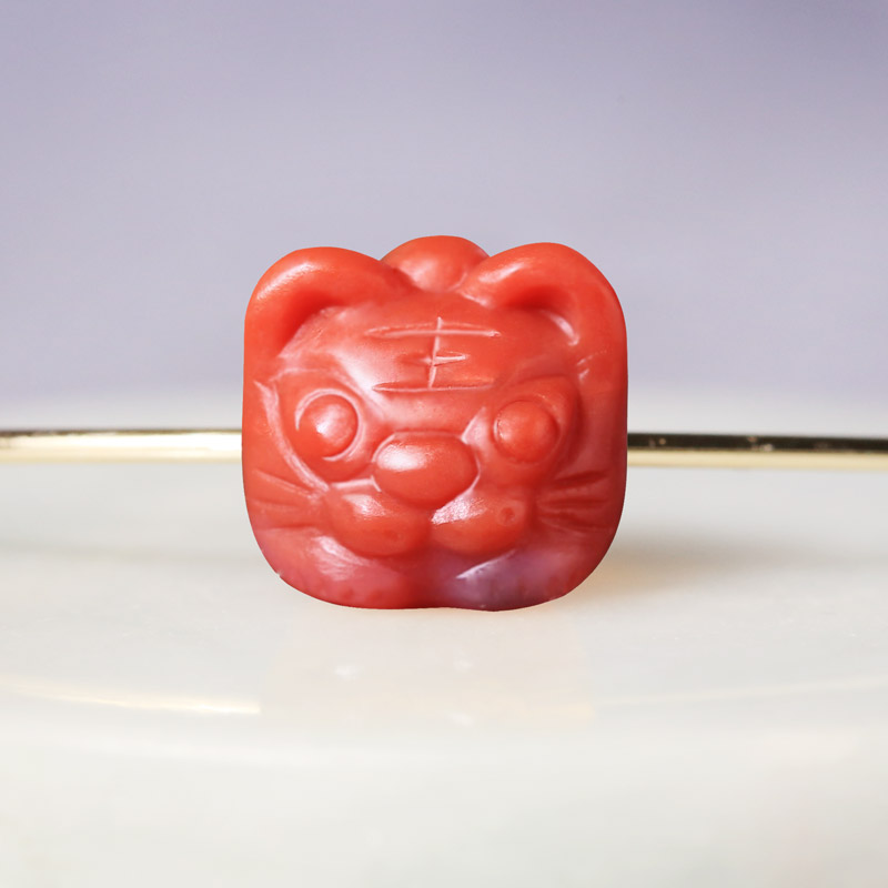 上海玉雕工作室手工雕刻玉石生肖小老虎手串手链吊坠天然南红玛瑙在类目 饰品/流行首饰/时尚饰品新, 手链中 - 来自Buy2taobao.com提供专业的淘宝代购服务