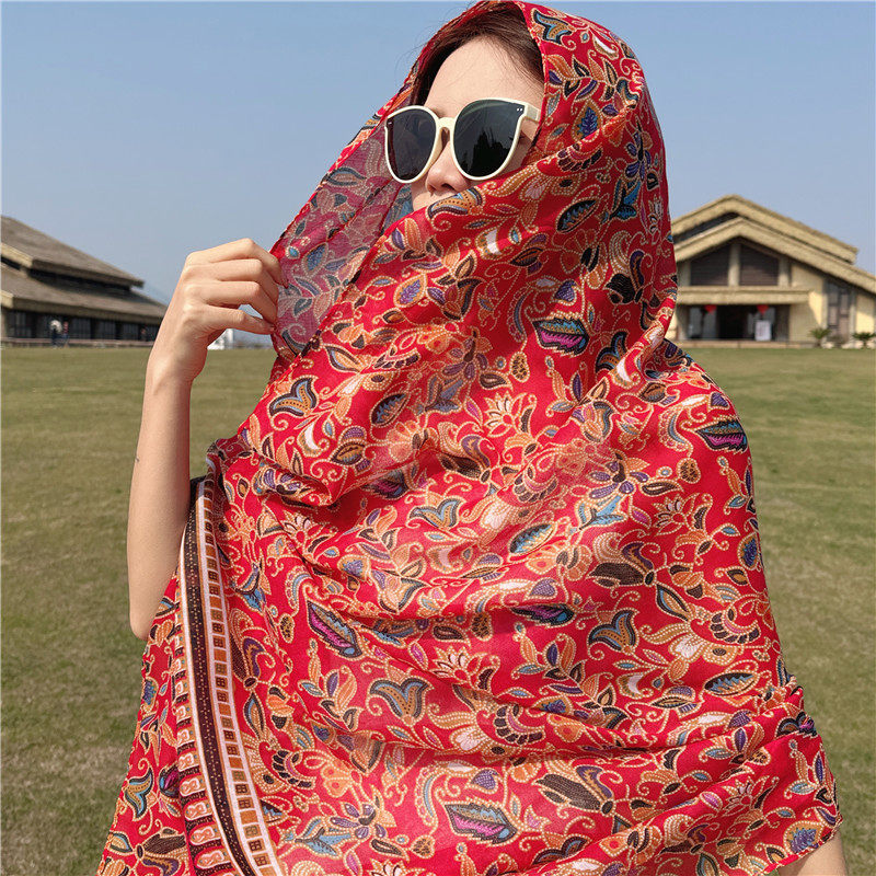红色民族风旅游防晒防风沙草原女夏披肩云南大理挂穗披风斗篷围巾