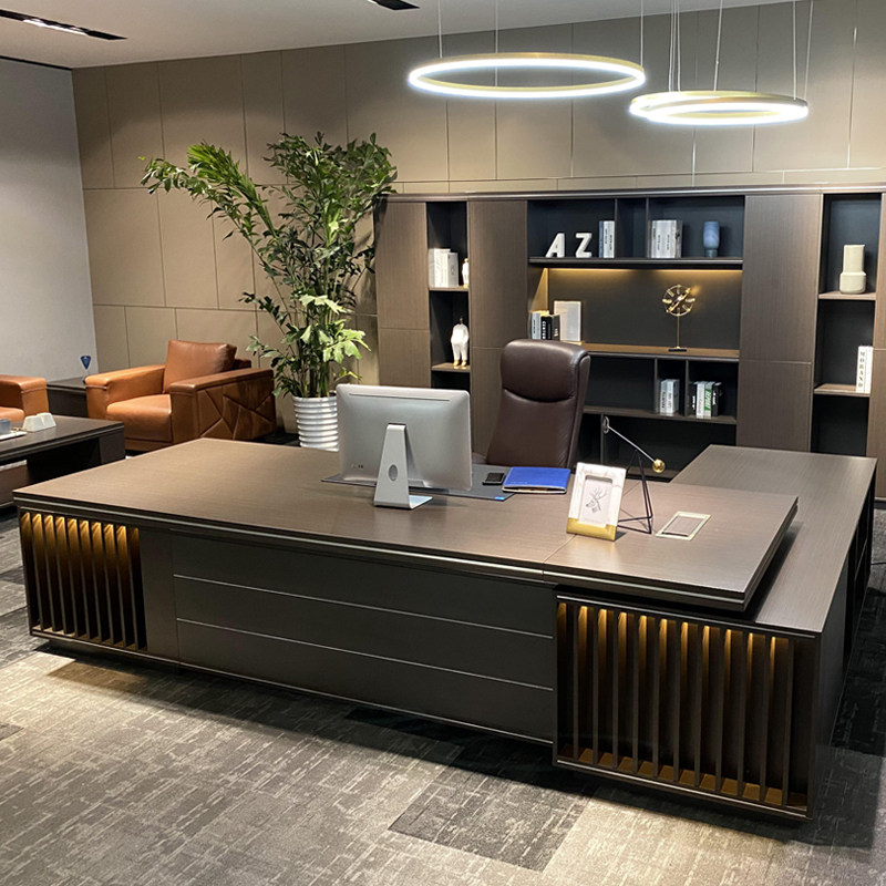 乐威轩家具意老板桌董事长办公室高端灯带ceo轻奢办公桌椅组合