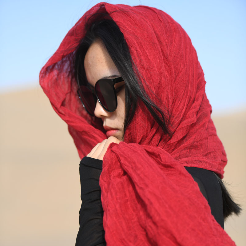 棉麻禅舞大围巾女春夏百搭披肩旅行装饰遮阳头巾红色拍照沙滩巾