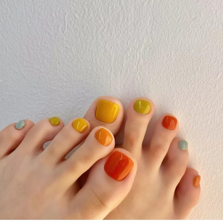 夏季彩虹糖色显白脚趾甲贴片手工美甲贴片可拆卸穿戴甲片光疗成品