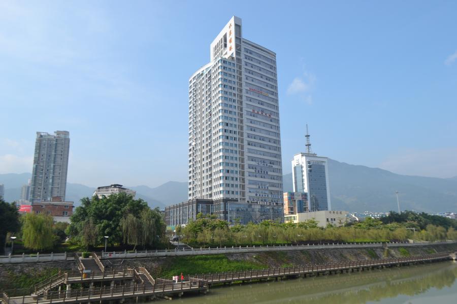 【第一次拍卖】福安市城区阳头广场北路6号水岸明珠1幢5层5-a号房地产