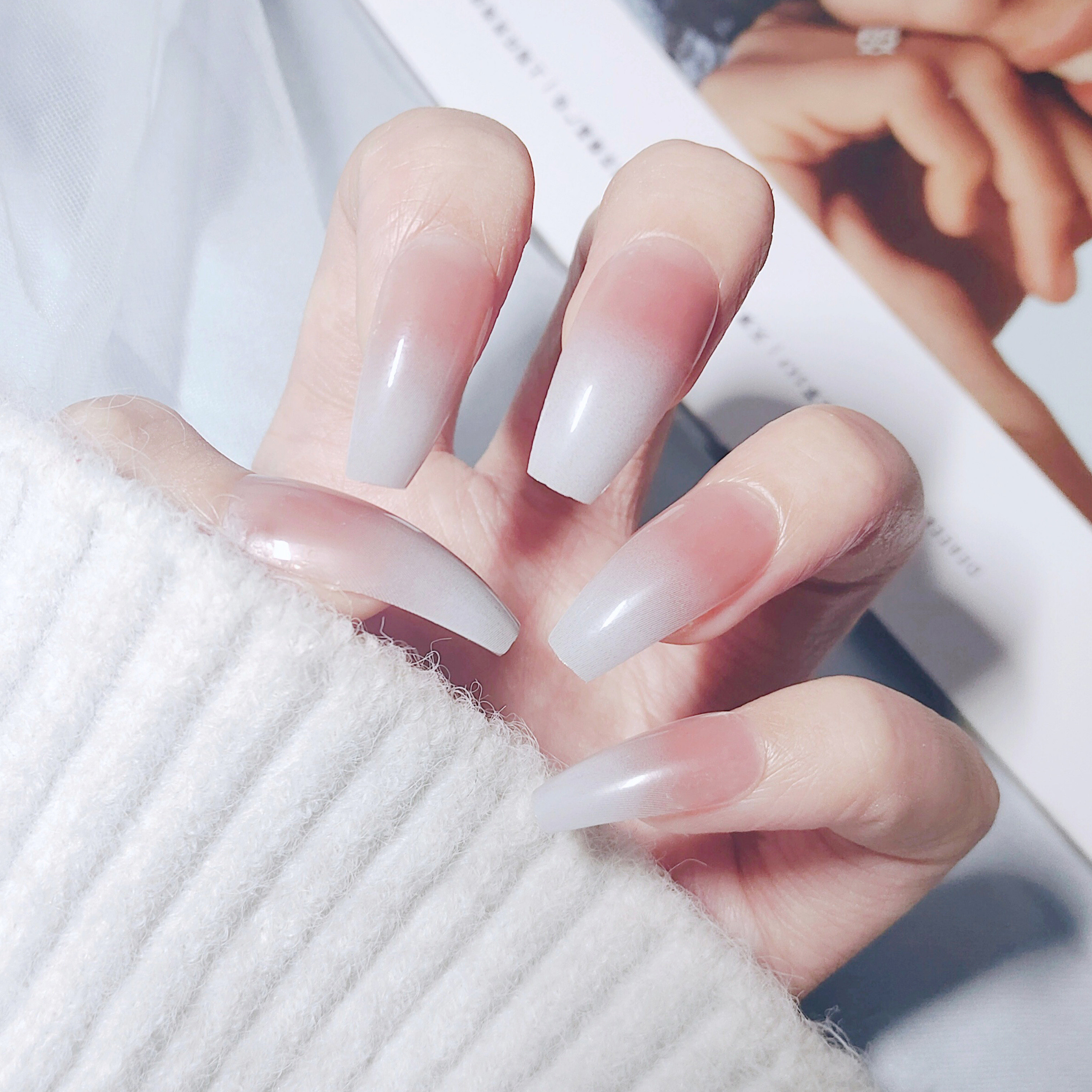 甲片成品长款持久_秋冬辣妹成品甲片套装穿戴甲美甲贴片正品无痕显白