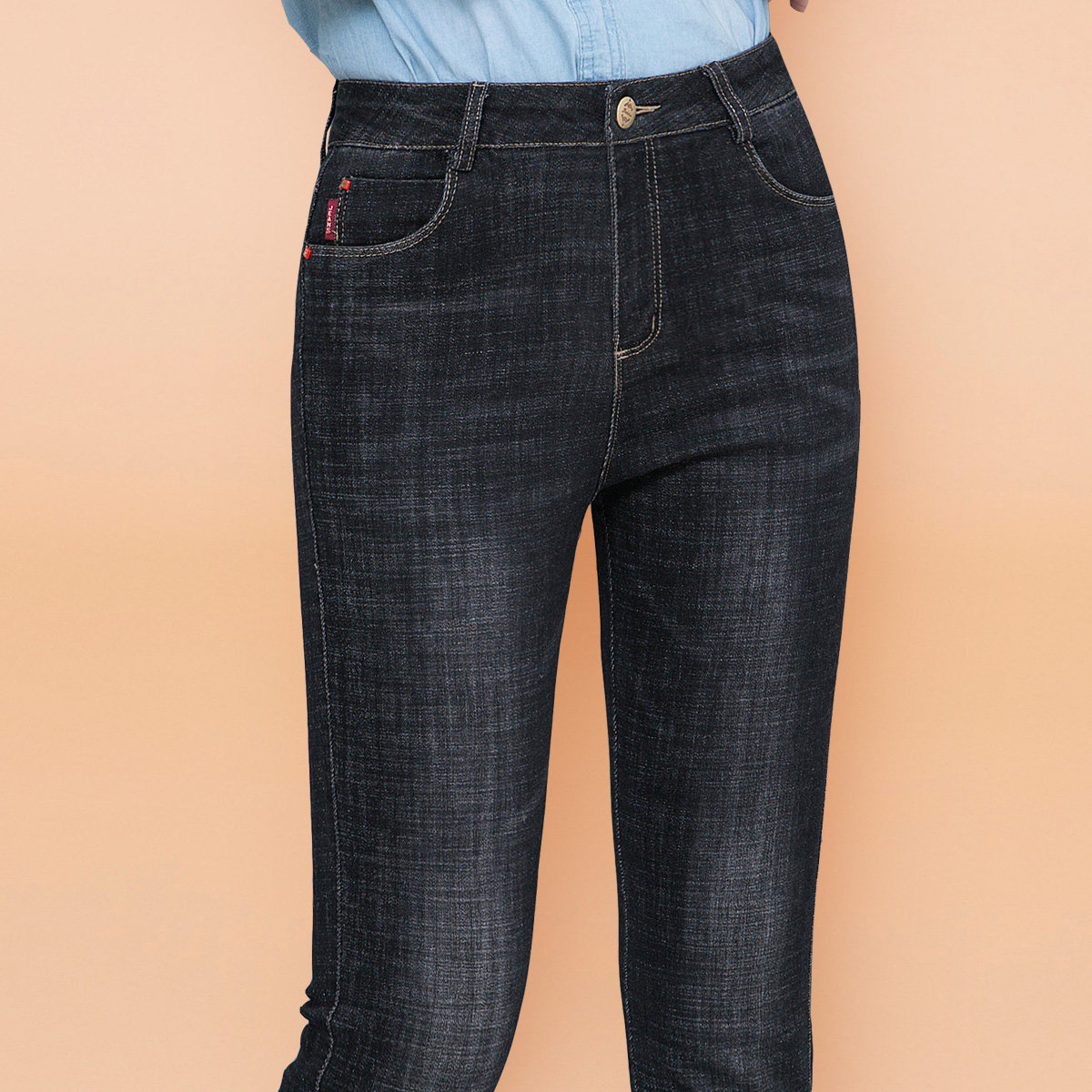 春季薄款中年女士弹力显瘦小脚牛仔裤妈妈装长裤中腰加大码牛子裤