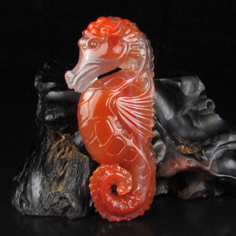 24.34克 传神逼真 南红玛瑙雕 海马挂件