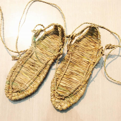 死神草鞋日本动漫cos日式凉鞋大码男女夏纯手工编织稻草二趾夹脚