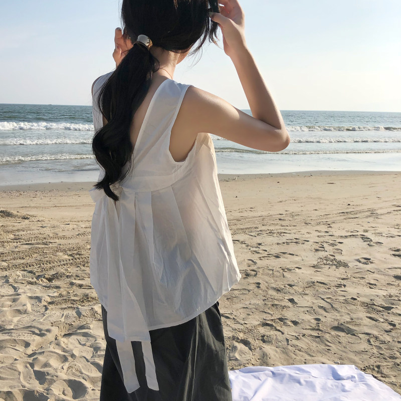 (现货)3355【模特实拍】背后蝴蝶结绑带小心机露背短款背心上衣女