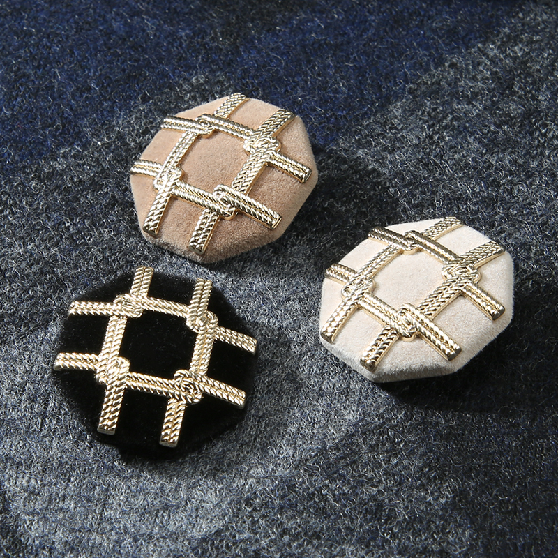 扣子高端 中古绣花扣子原创纽扣好看毛衣个性扣子大衣23mm已售30