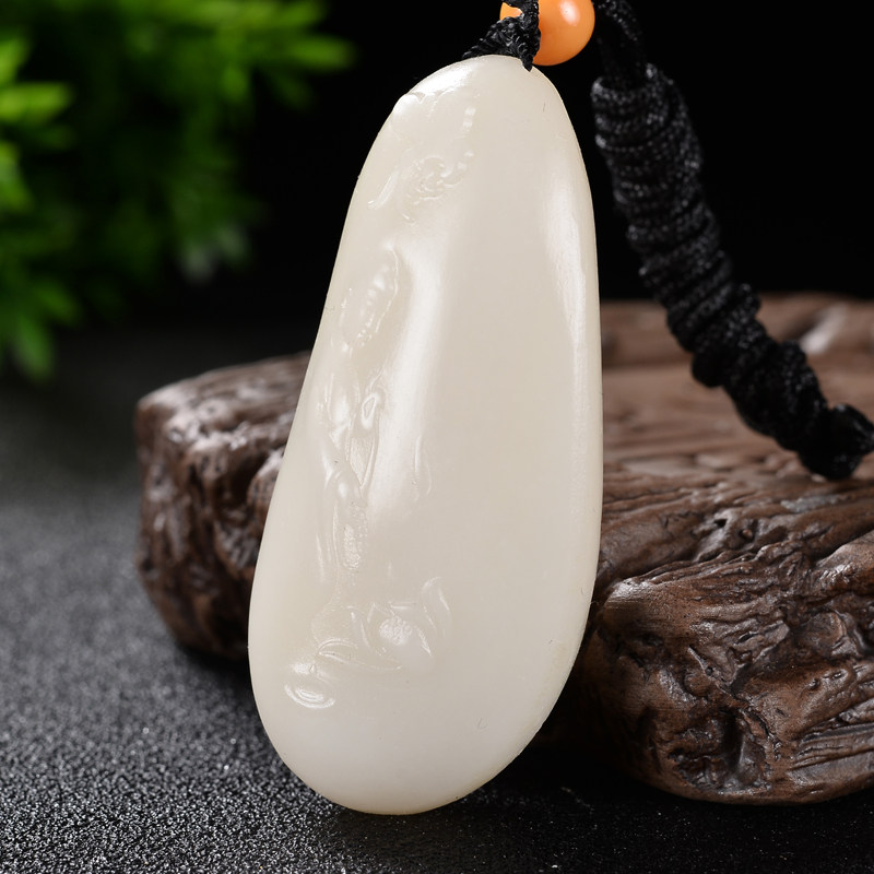 和田玉 花开见佛挂件 61.14克