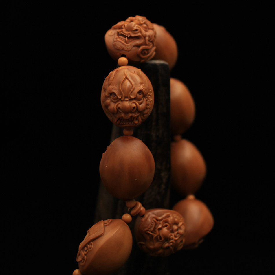 苏工核雕2.0cm《五鬼戏钟馗》独款