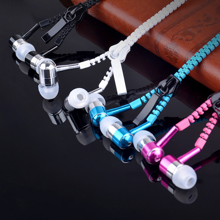 4.9元包邮  重低音拉链耳机电脑mp3手机通用线控入耳式耳塞式耳机