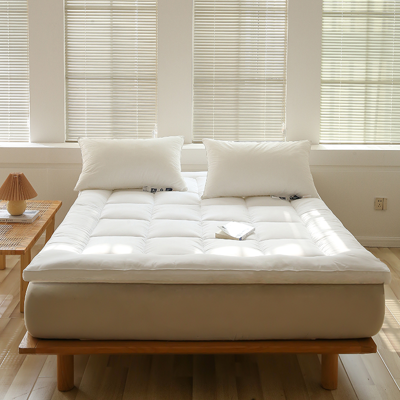 酒店民宿床垫软垫家用可折叠柔软防滑加厚保暖学生宿舍床垫褥子