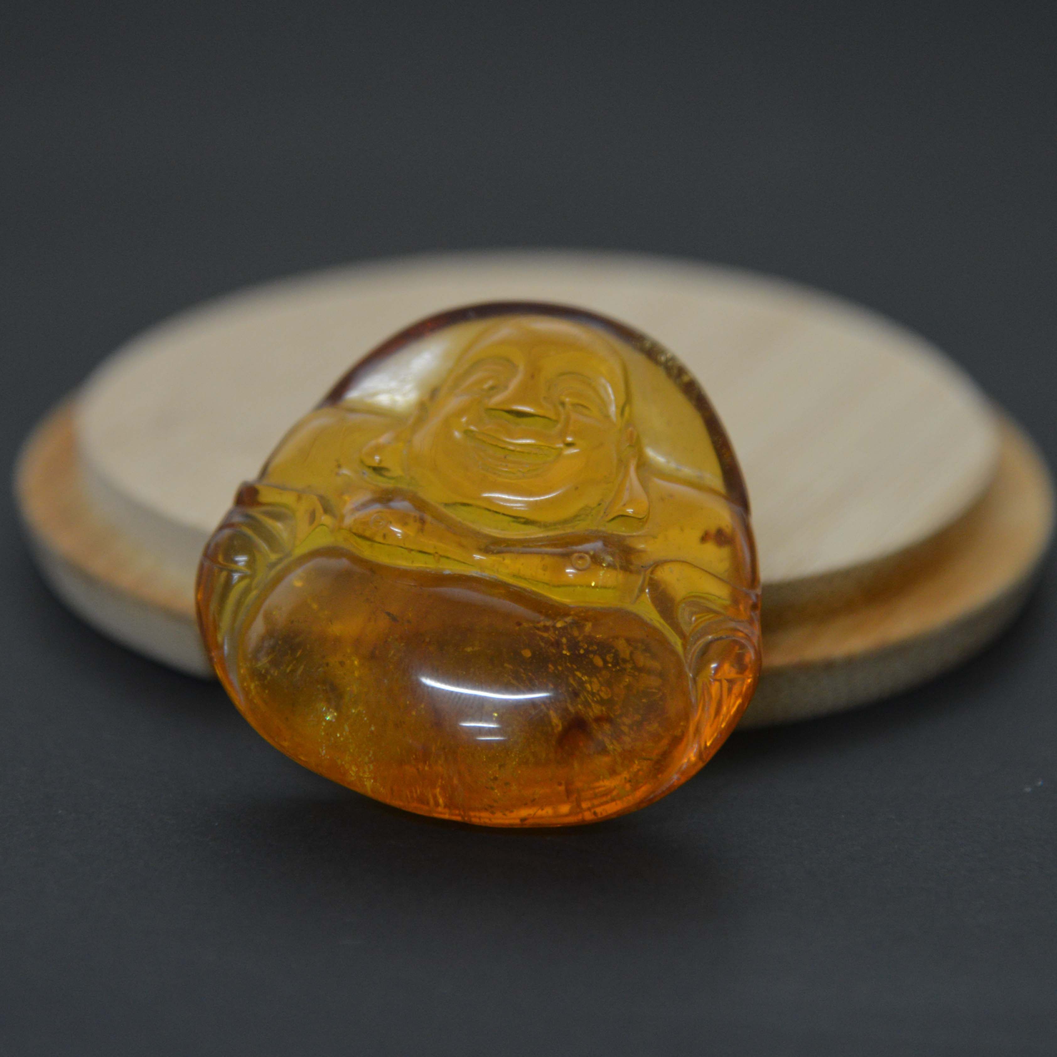 22g 弥勒琥珀雕件 4080