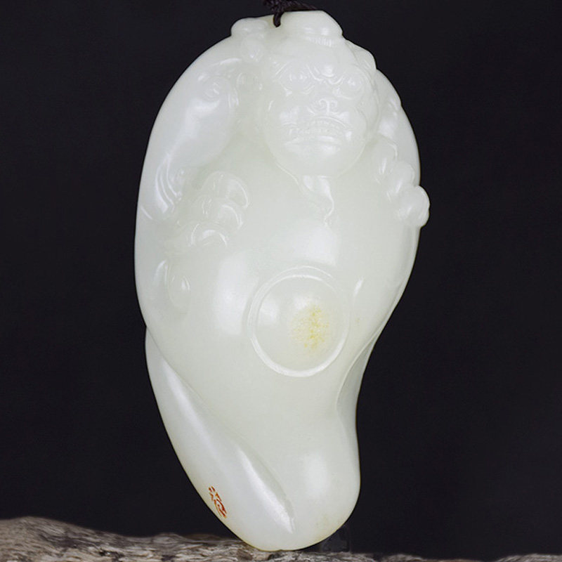 省级玉雕大师李先锋作品 和田玉 貔貅把件 156.88克