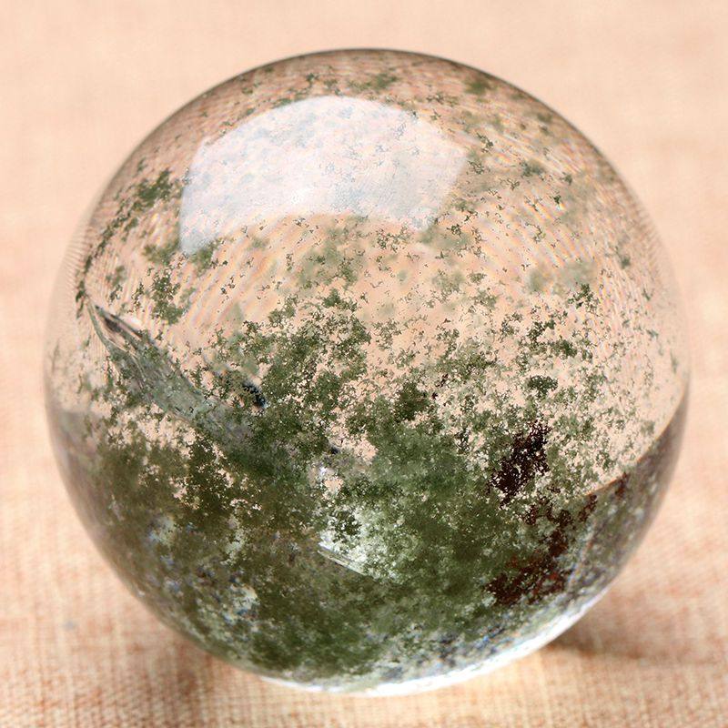 153.82g 48cm 天然绿幽灵水晶球《有球必应》 - 拍卖