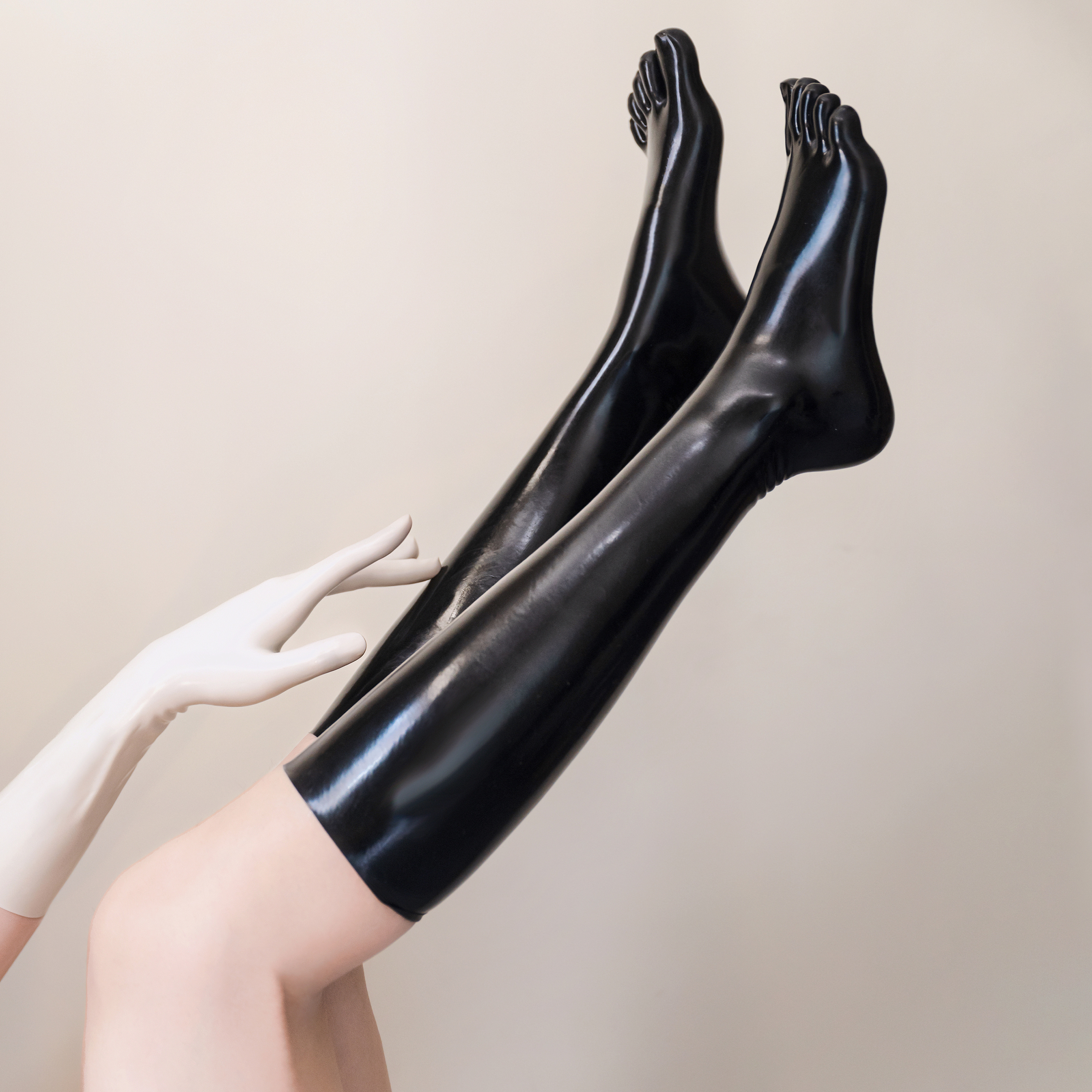 海苔喵呜 黑色中筒乳胶五指袜胶衣cos kigurumi zentai情趣袜子