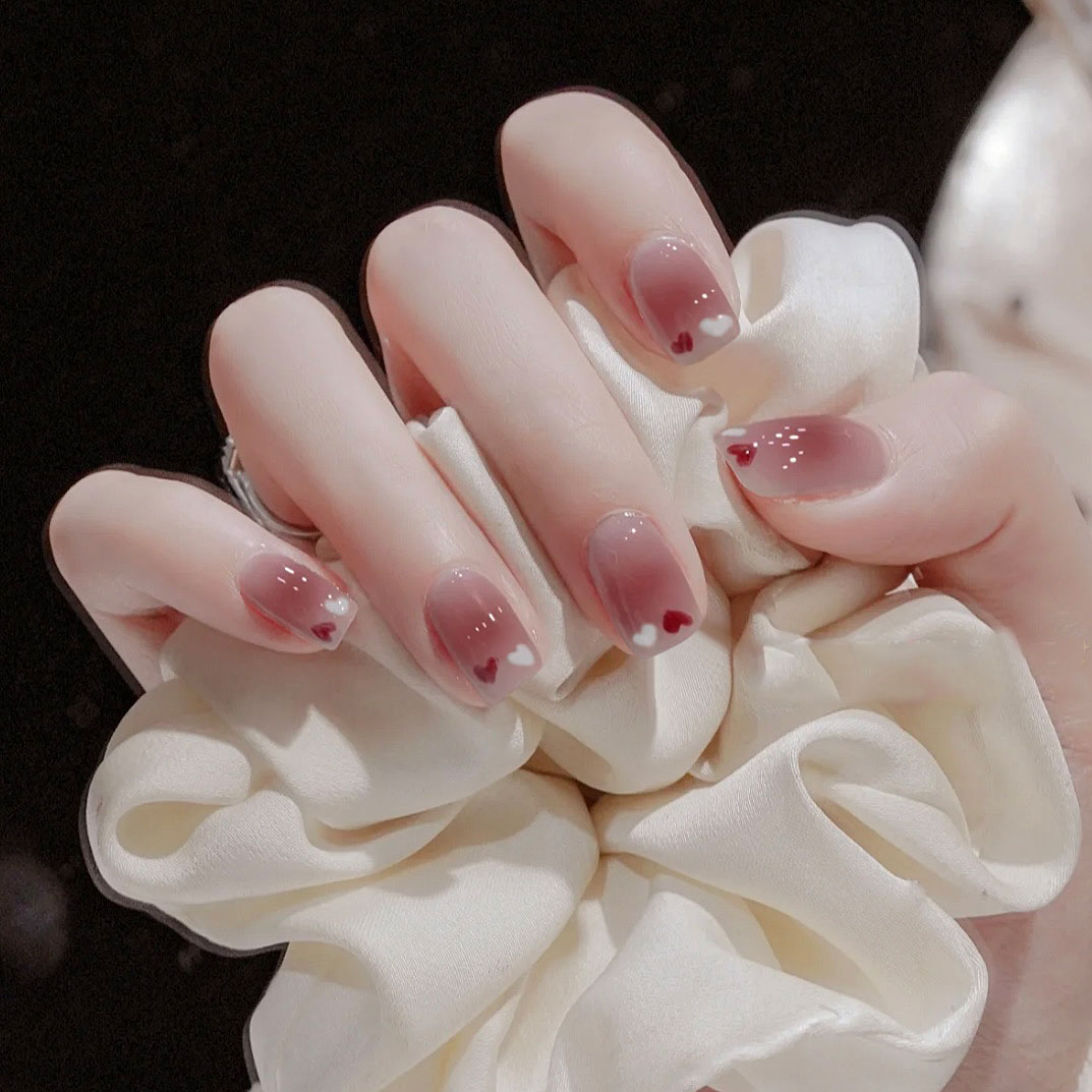 腮红少女心短款梅子色晕染假指甲成品显白可拆卸ins网红穿戴甲片