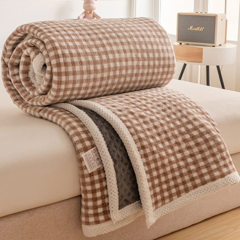 加厚冬季珊瑚绒毛毯小毯子办公室午休睡毯空调毯铺床上用沙发盖毯