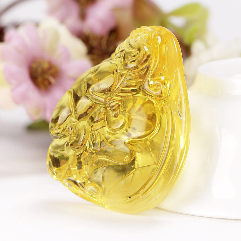 15g 缅甸琥珀 金黄珀瑞兽挂件 耀眼夺目 h0367