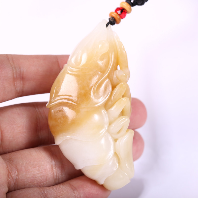 精品和田玉糖白玉 路路通手把件 68.19g