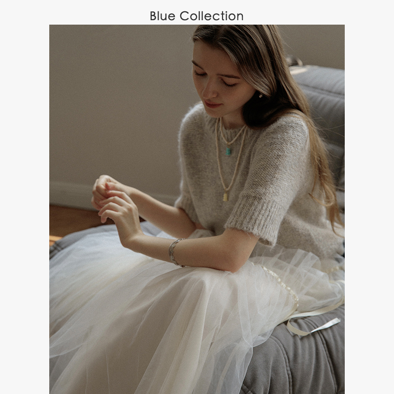 BLUE COLLECTION 臻选挚爱马海毛 圆领半袖毛衣女温柔复古针织衫