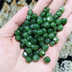 新疆和田玉籽料原石真皮吊坠碧玉散珠子带红皮手链项链手串羊脂玉