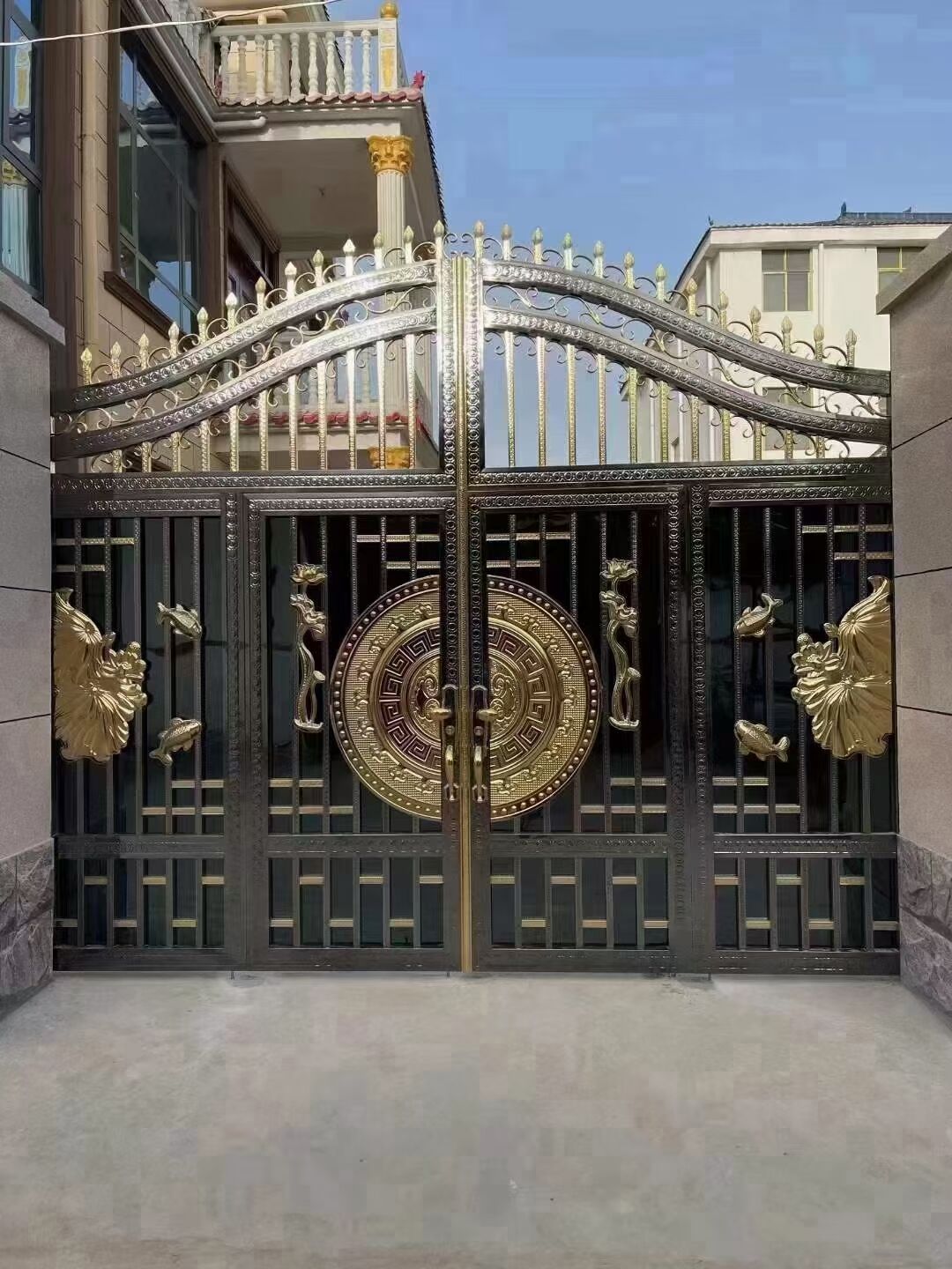 庭院大门围墙大门不锈钢_庭院围栏庭院护栏不锈钢庭院院墙围墙黑钛封