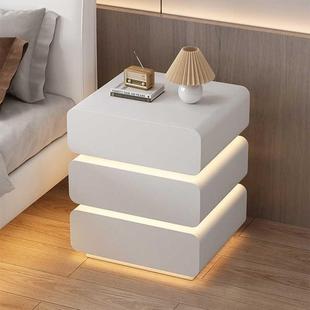 奶油风智能床头柜简约现代主卧室感应灯全实木轻奢三层悬浮床头柜