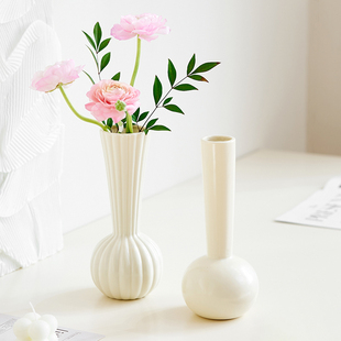 细口花瓶摆件一枝花法式复古陶瓷高级感奶油风中古白色插花器小众