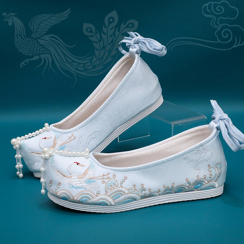 鹤彬原创宋制珍珠流苏唐制古装鞋子女汉服配古风仙女鞋复古绣花鞋