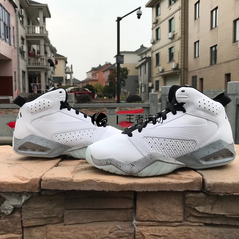 王者运动 只卖正品的优惠券大全—耐克air jordan 6 lift off白水泥