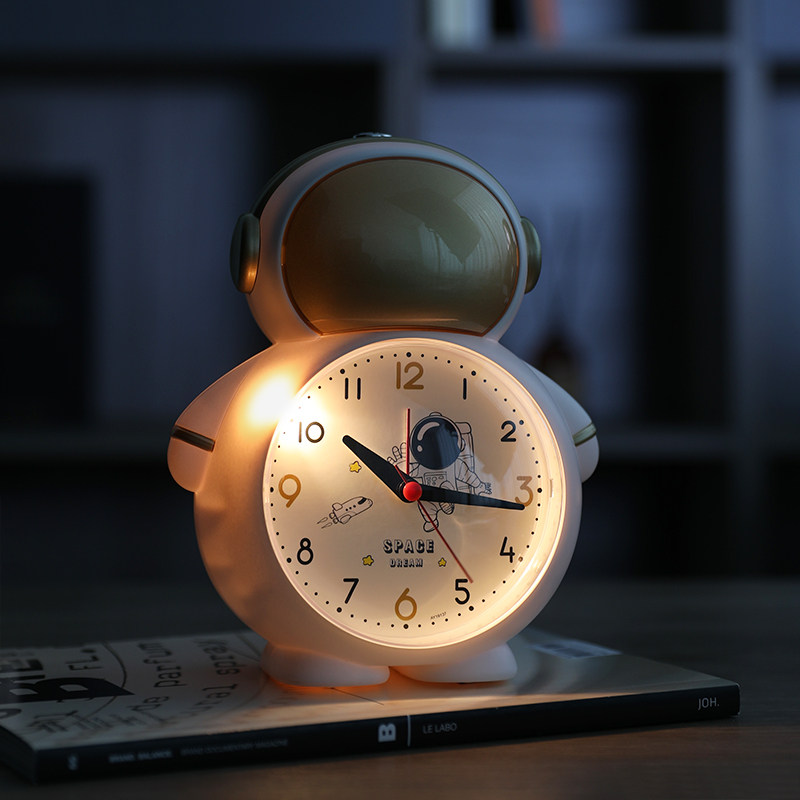 宇航员闹钟会说话儿童男孩专用起床神器学生用2021新款智能女孩小