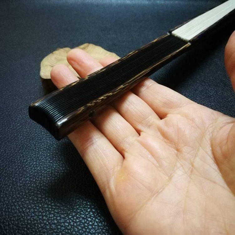 95寸16方苏工老料棕乌木古方折扇鸟钉空白文玩扇子