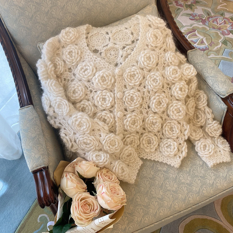 2021早春新款马海毛毛衣外套超仙气手工立体玫瑰花朵重工针织开衫