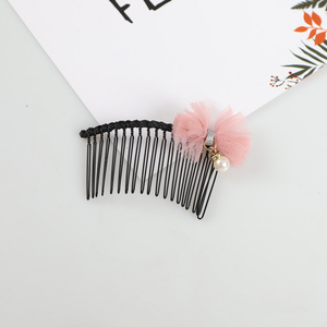 刘海发梳儿童图片