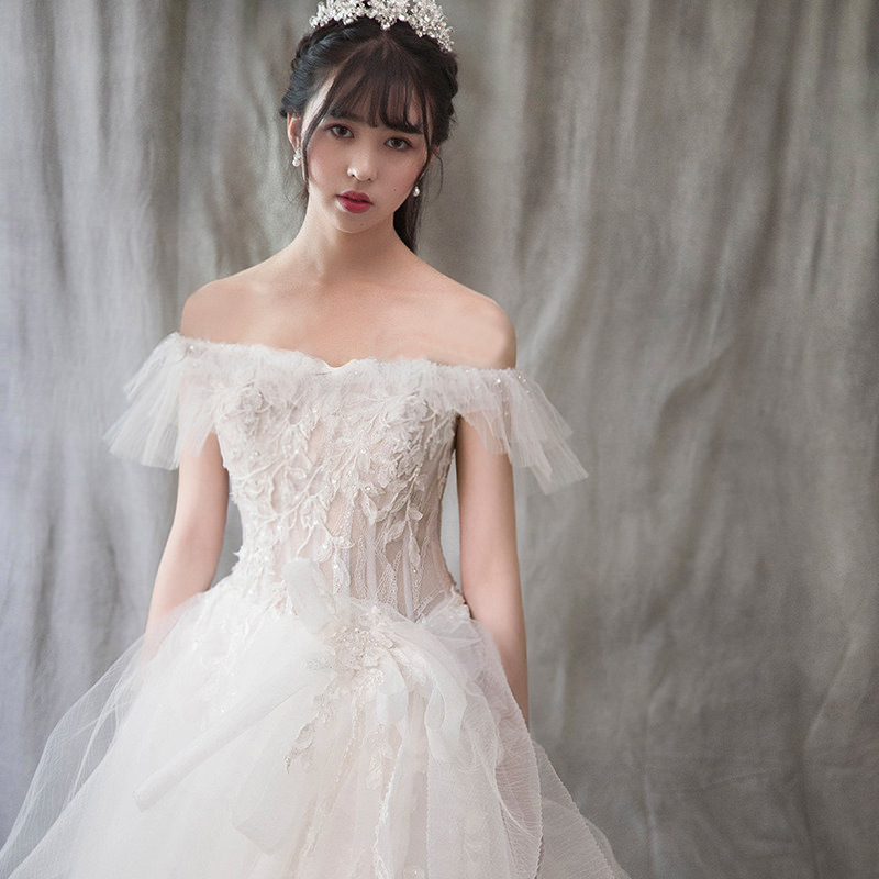 婚纱礼服2019新款新娘一字肩韩式修身显瘦简约森系长拖尾出门轻纱在类目 女装/女士精品, 婚纱/旗袍/礼服, 婚纱中 - 来自Buy2taobao.com提供专业的淘宝代购服务
