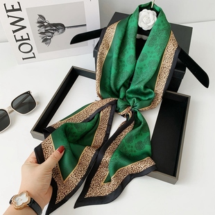 绿色长条丝巾女2024新款小围巾高级感领巾春夏季发带飘带装饰搭配