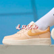 Nike/耐克AIR FORCE 1 Low 女子复古低帮运动休闲板鞋 DQ7569-102