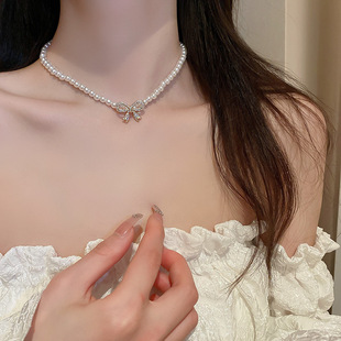 珍珠项链轻奢小众女款2023新款爆款蝴蝶结高级感锁骨颈链脖子配饰