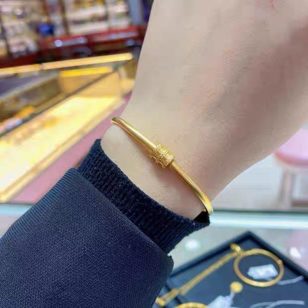 金店同款小蛮腰手镯仿真黄金活口可调节999足金女士万能素圈镯子